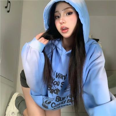 鲁姬哈蒂海报