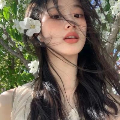 危机女王海报